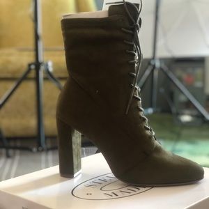 Steve Madden “Elley” Lace Up Ankle Boots